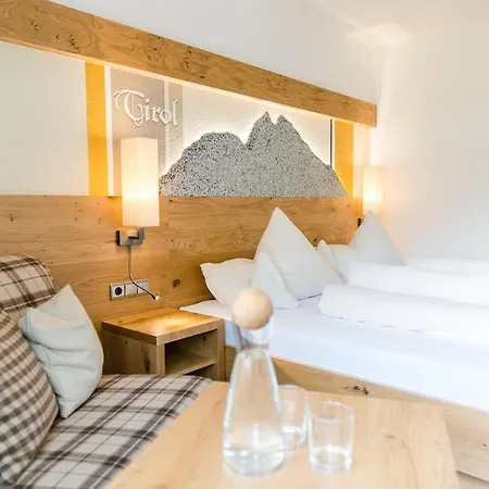 ベッド・アンド・ブレックファスト Sportpension Carinthia 3*