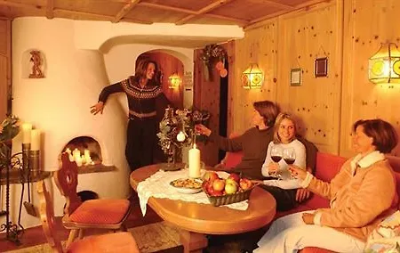 Oda ve Kahvaltı Sportpension Carinthia Sölden