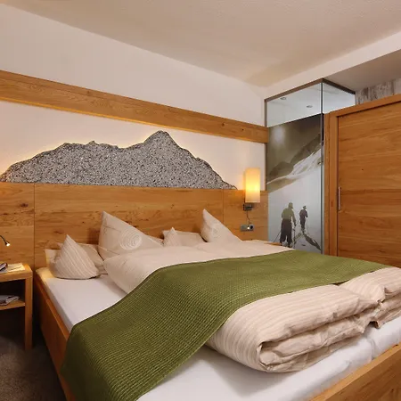 Sportpension Carinthia 3* Ζόλντεν