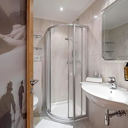 Bed & Breakfast Sportpension Carinthia Sölden