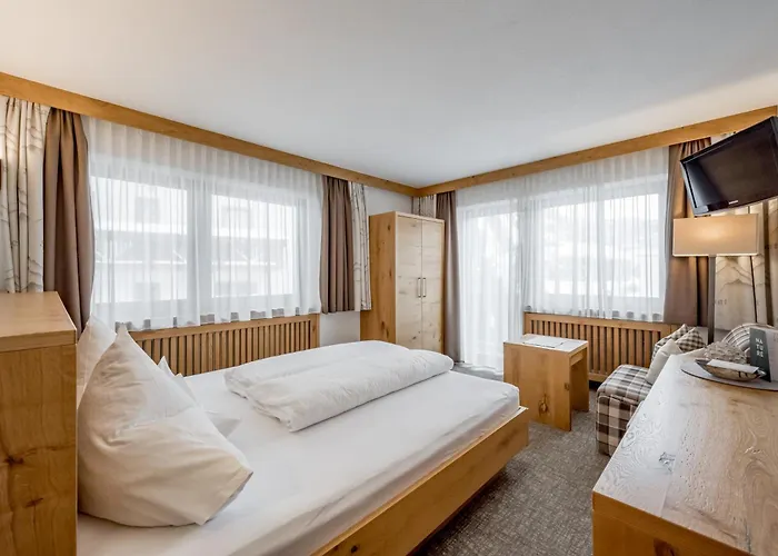 Sportpension Carinthia 住宿加早餐酒店 3*