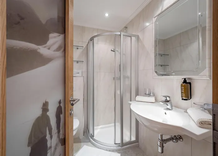 Sportpension Carinthia 住宿加早餐酒店